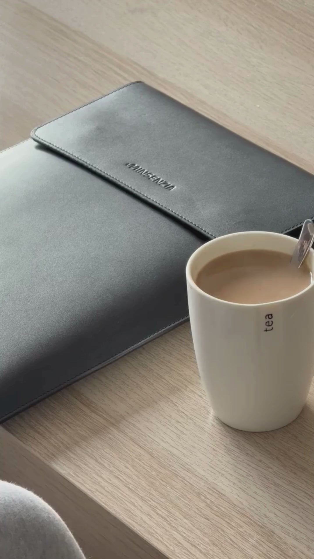 Funda de piel para portátil